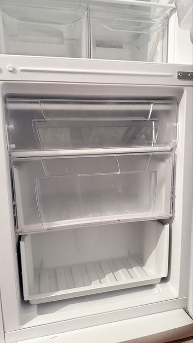 Холодилник срочна сатылады