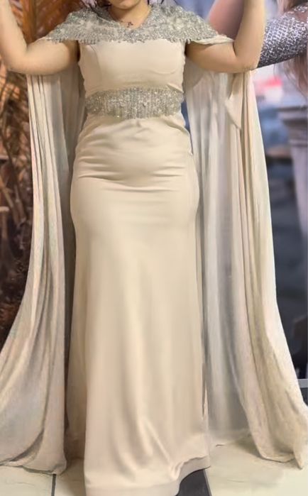 Продам вечернее платье