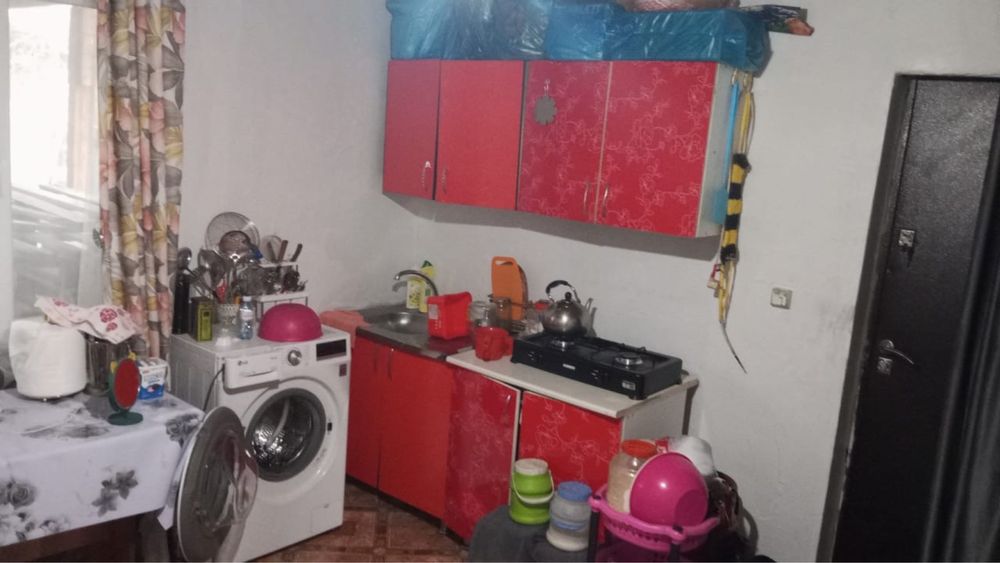 Времянка сатылады  жерімен