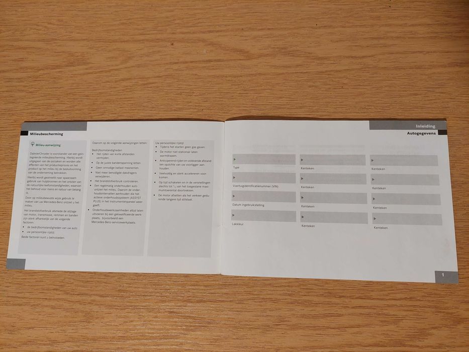 Carte service pentru Mercedes 2006 originala