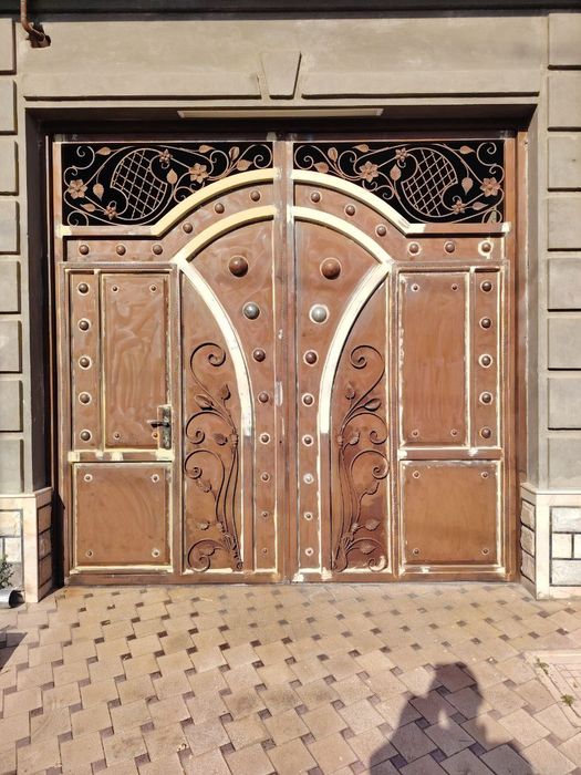 Ремонт Покраска металлоконструкций ворот перил дверей