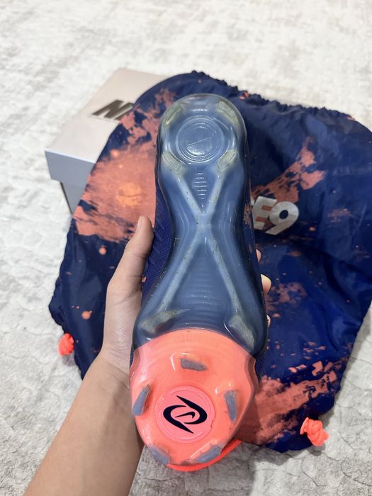 Футболни обувки Nike PHANTOM GX II ELITE FG EH. Номер 40