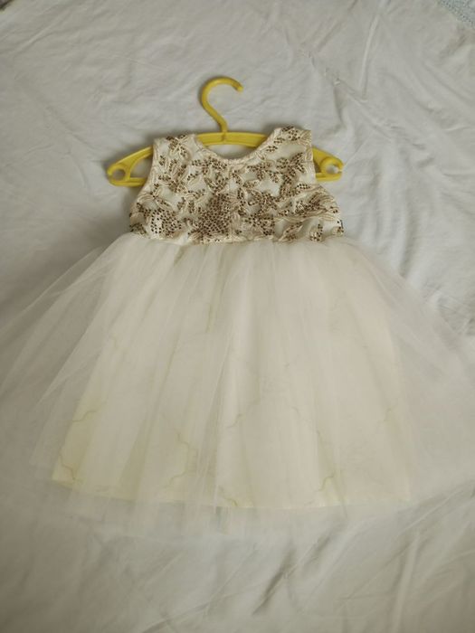 Yangi kiyilmagan kuylakchalar