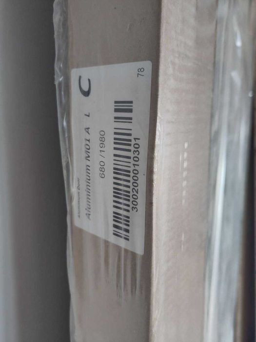 нови алуминиеви огледални врати за баня