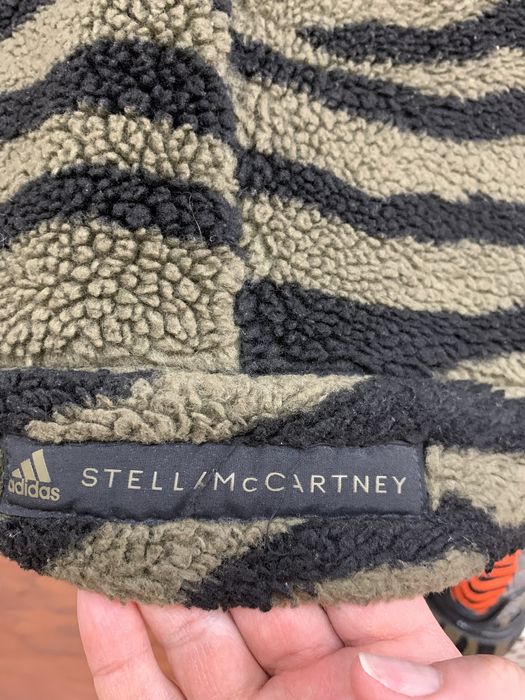 Adidas by Stella McCartney шуба и кроссовки