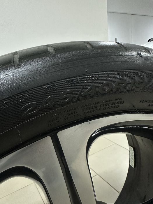 Оригинални джанти с гуми Mercedes-Benz