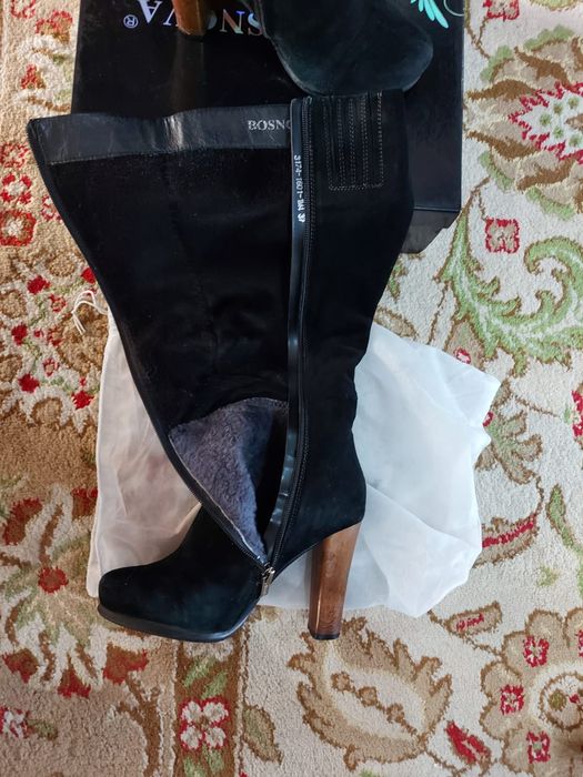 Замшевые натуральные сапоги