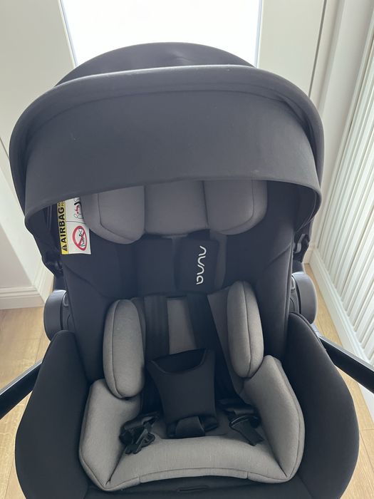 Nuna Triv Ellis 3 în 1 + scoică ARRA – ediție limitată, premium