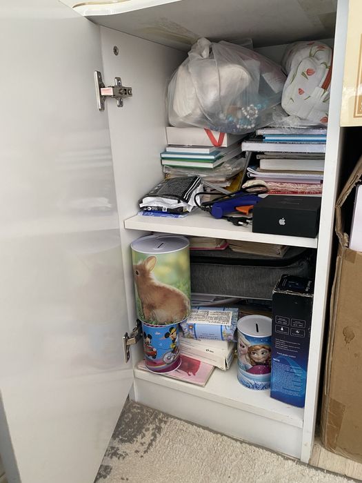 Продам туалетный столик с зеркалом