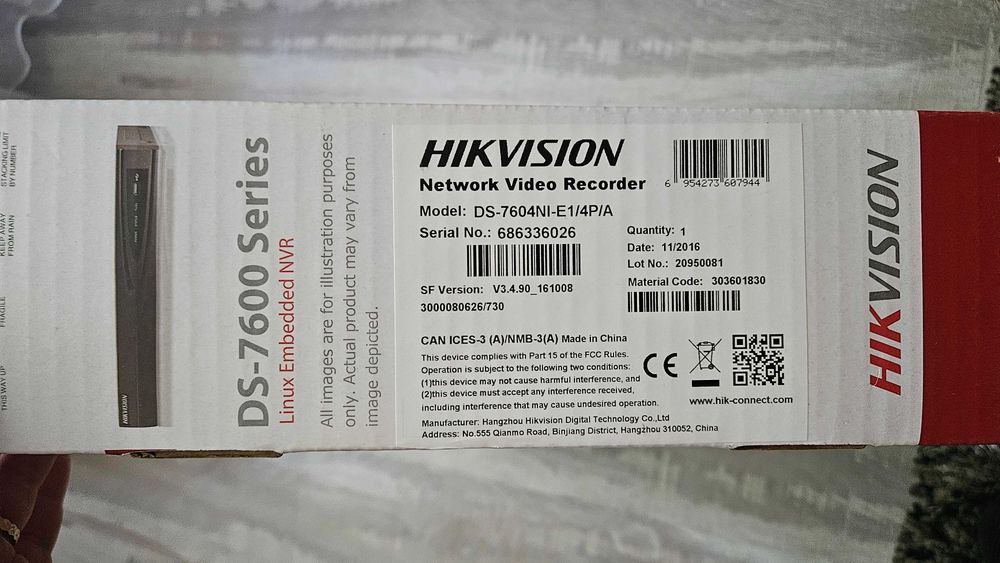 Hikvision DS-7604NI-E1/4P/A NVR 4 Canale PoE Nou