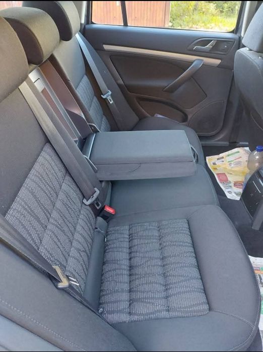 Vând Skoda Octavia, anul 2010, euro 5, adusa pe roti din Germania.