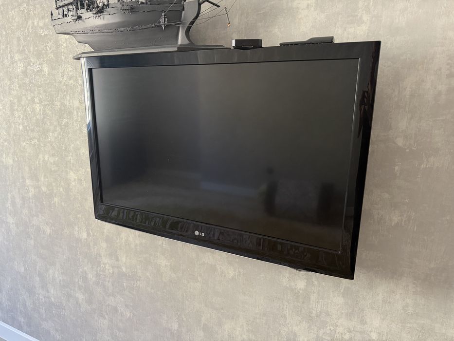 LG телевизор буу