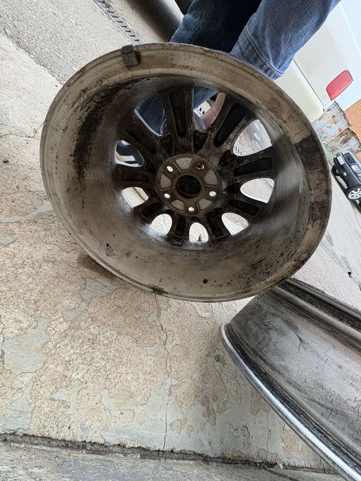 Диски на айди R16