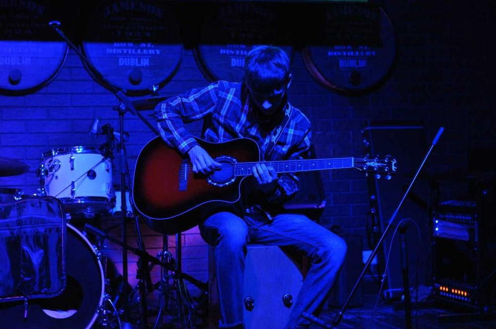 Уроки гитары — индивидуально, Петропавловск