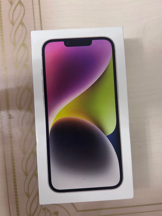 Айфон iPhone 14 белый