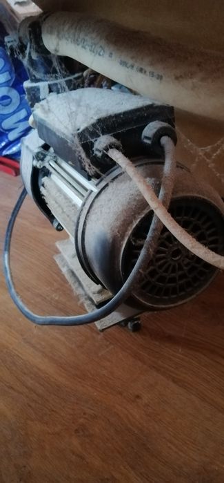 Vând cadă cu hidromasaj