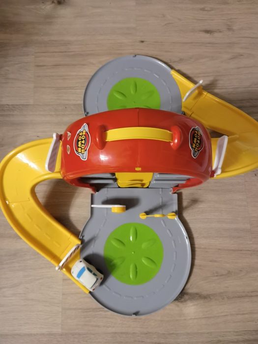 Set de joaca Primul meu garaj cu 1 masinuta Motor Town