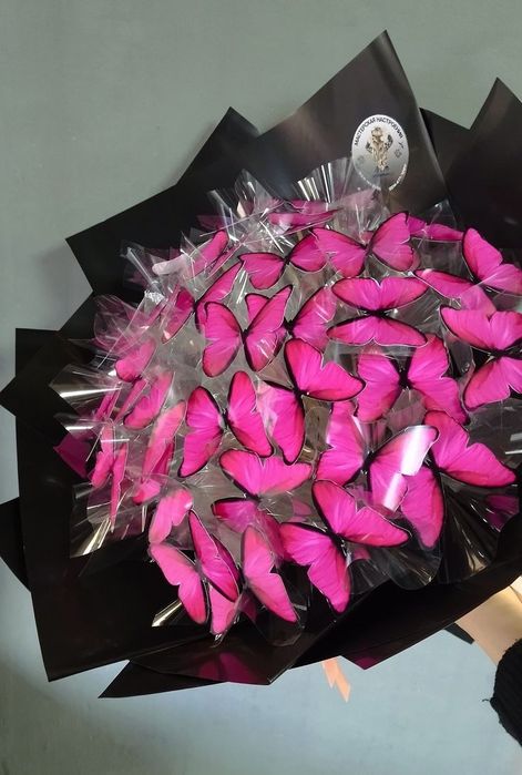 Букеты из бабочек, из денег.