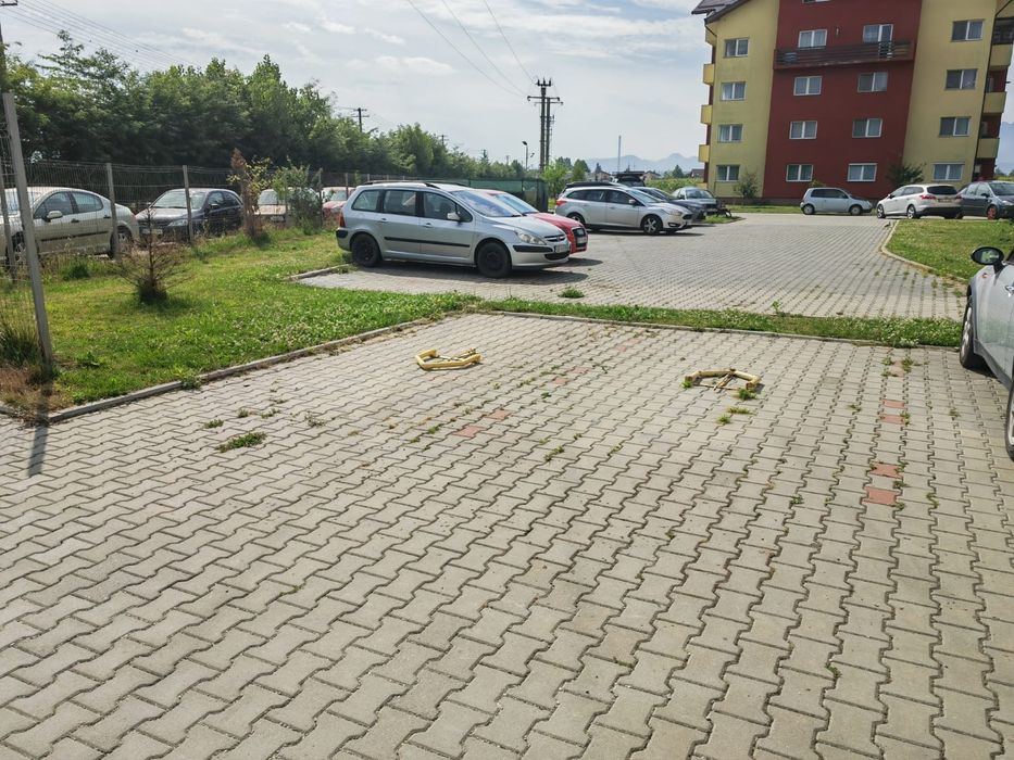 Duplex 3 camere pe doua niveluri cu o suprafață de 100 m2