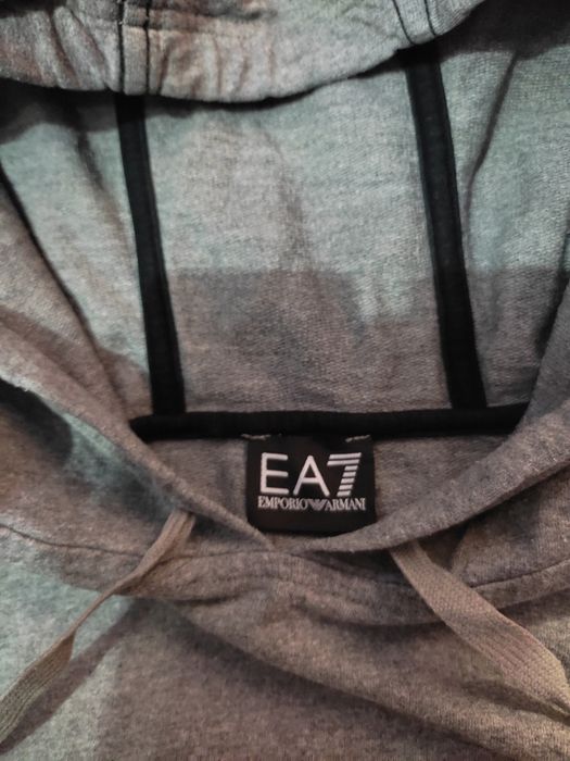 Четири суичъра Diesel , Rebook , Alife and Kickin и Emporio Armani