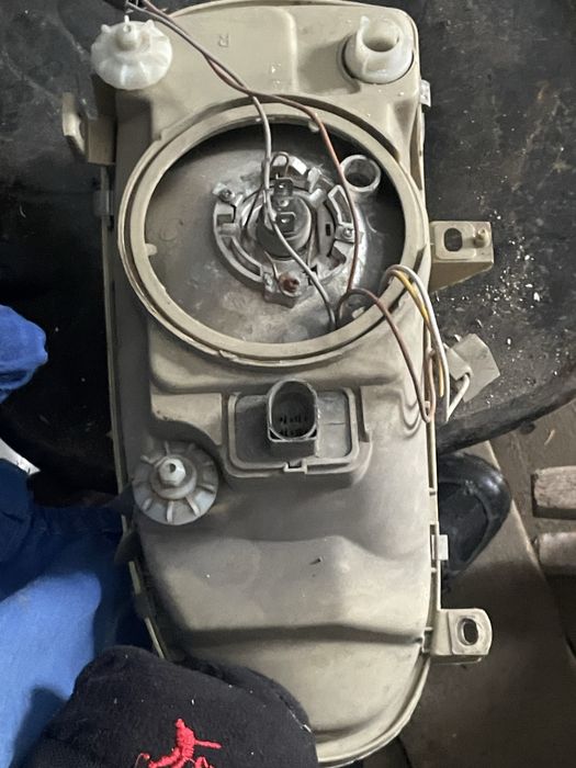 Фара правая на гольф 3.