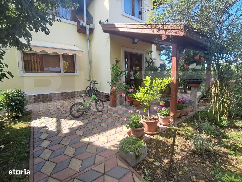 Casa individuala P+1, 180 mp, teren 1.050 mp si livada, zona Dumbravio