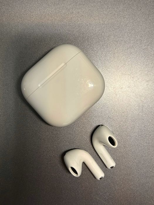 AirPods 4 без шумоподавления