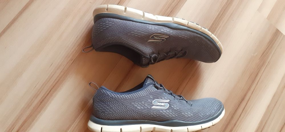 Ориг марат Skechers N:36,5