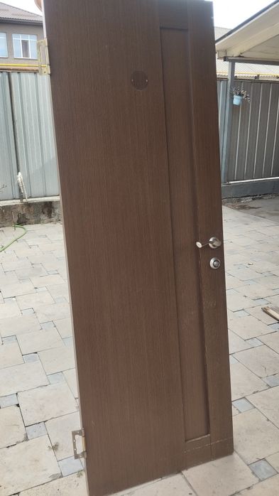 Продам межкомнатные двери