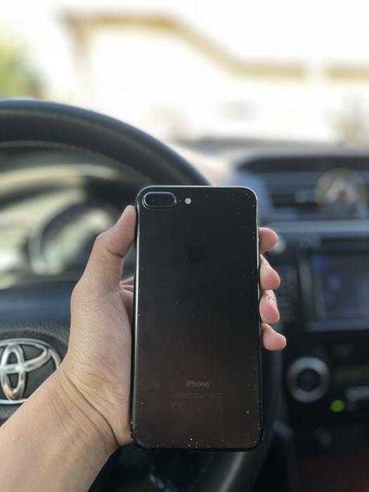 Продам iPhone 7 Plus // Айфон 7 Плюс