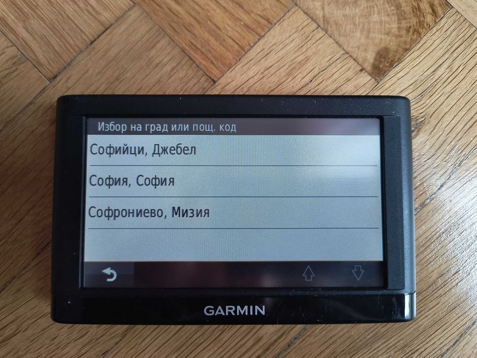 навигация Garmin Nuvi 52 LM Гармин екран 5 инча карти Европа и България