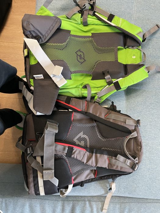 2 rucsacuri drumetie Quechua Forclaz 22 Air – ieftin