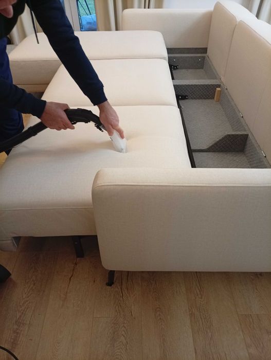 Spălare profesională saltele, canapele, colțare, fotolii, scaune