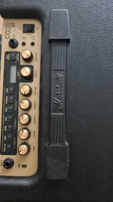 Комбоусилитель Marshall Code 25