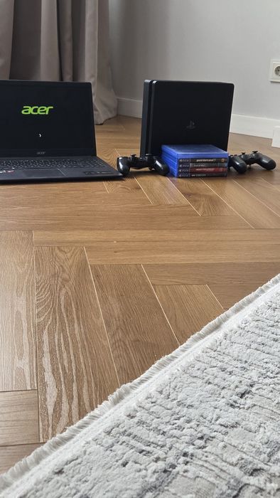 Ноутбук асер и пс 4