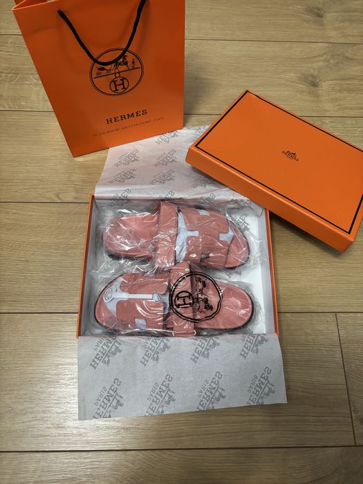 Hermes чехли 37номер