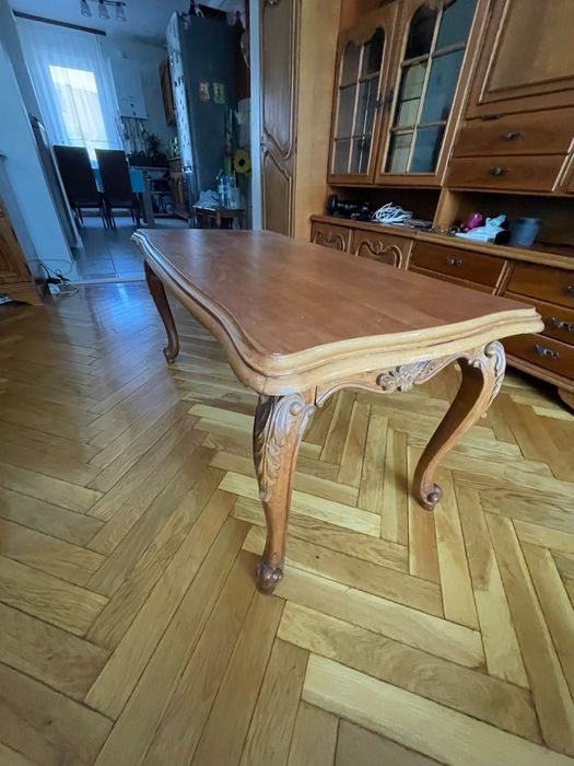 Mobila modulara din lemn masiv