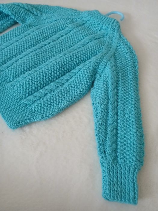 Ново плетено пуловерче 12/18м