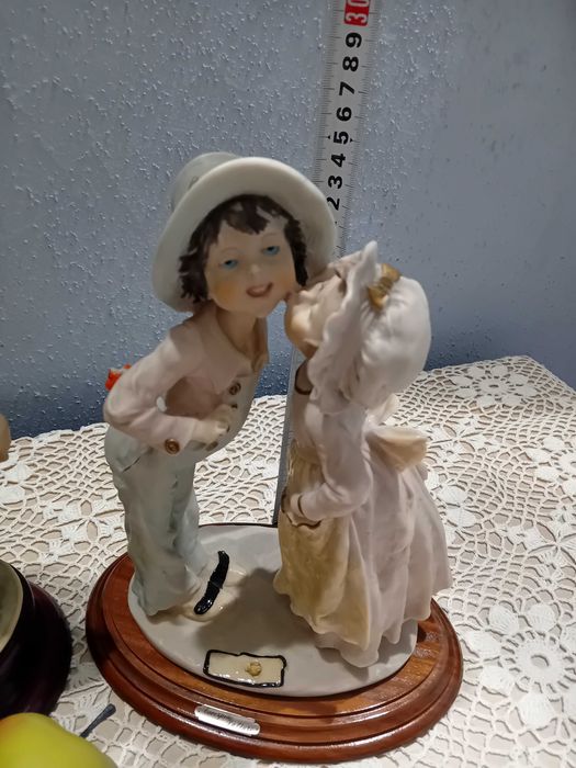 Фигури Армани,Каподимонте