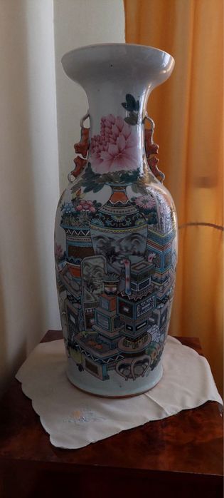 Продается ваза 1900 года