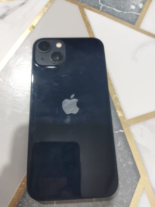 Продается iphone 13 в идеальном состояние