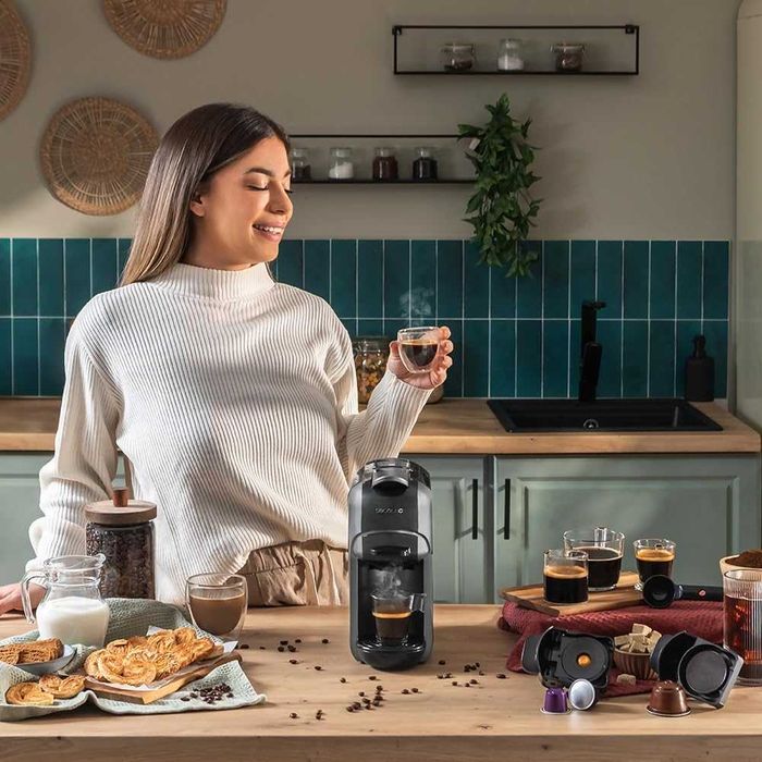 Компактна кафемашина с капсули Cecotec FreeStyle, 3 в 1 , подходяща за мляно кафе, Dolce Gusto и Nespresso
