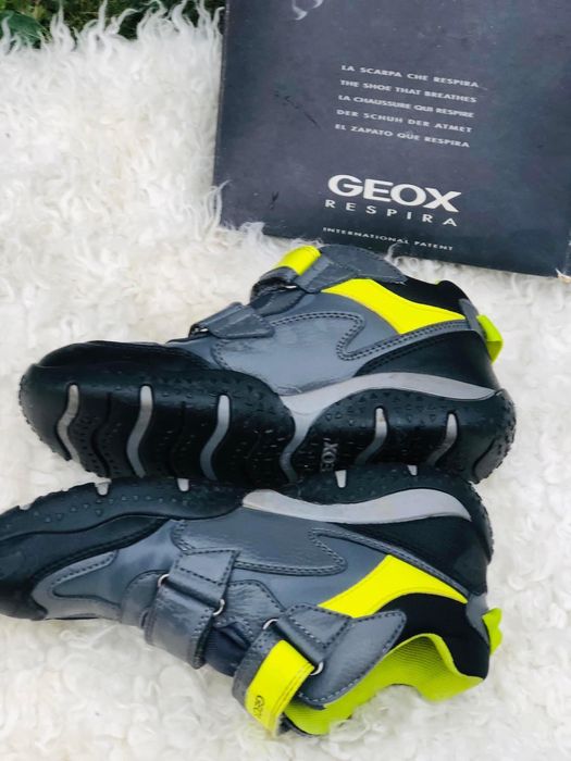 Ghete baiat GEOX--marimea 35-36,inter23 cm,ca bocanci piele Salomon