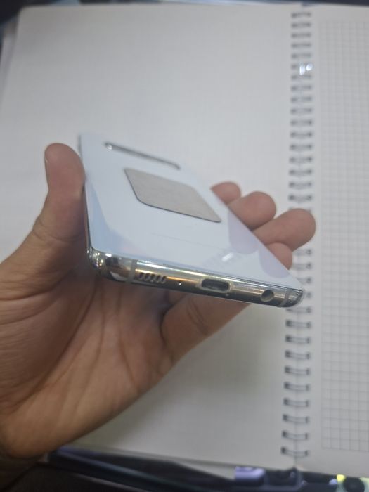 Samsung S10 128gb 11 android