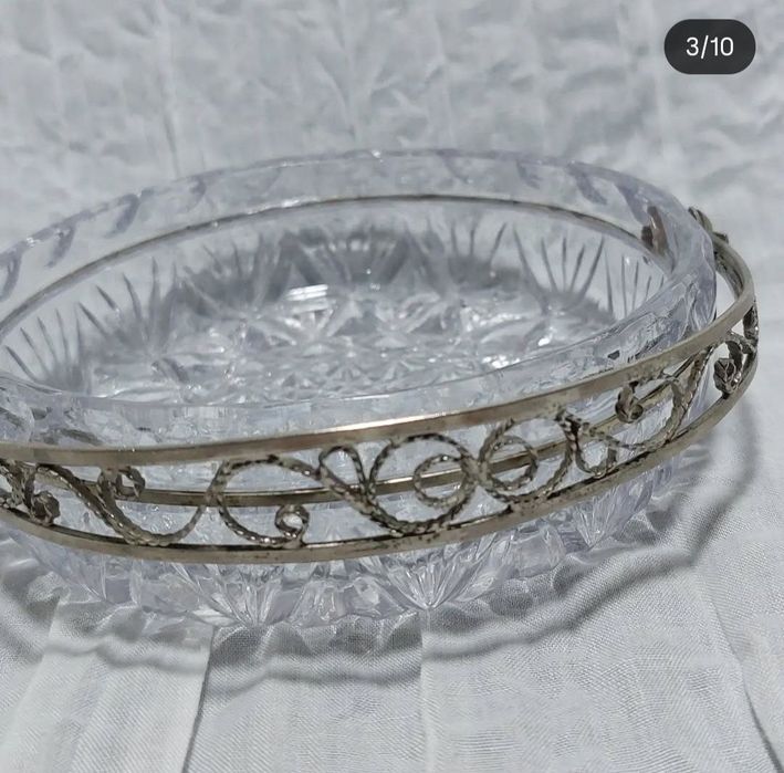 Очень красивая конфетница