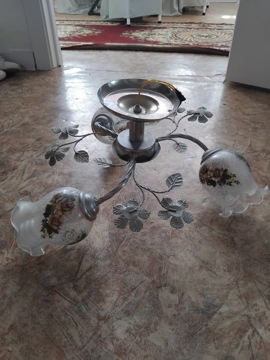 Люстра сатылады 5000тг