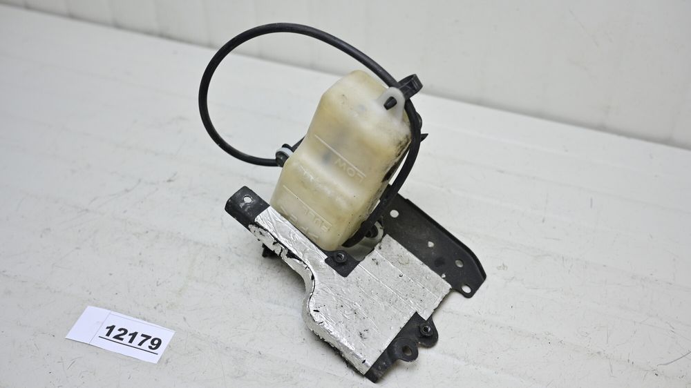 Vas Expansiune Lichid Racire Cu Suport Yamaha FZ6 2004 - 2009