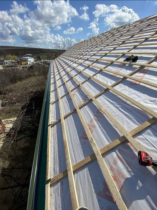 Executam acoperisuri Mansardari dulgherie Reparatii Acoperisuri