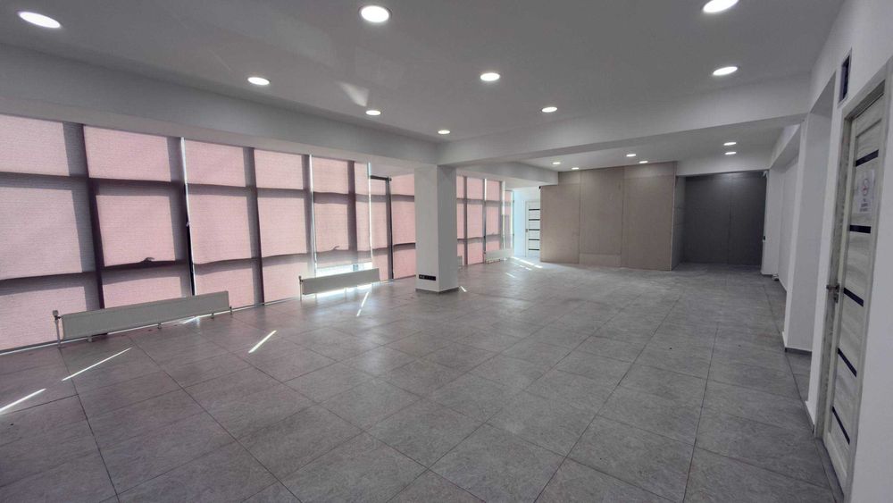 ул.Айбек МЦ Шох 2-этаж 2-линия 130 м² евроремонт open space +кабинет