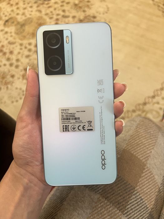 Продам смартфон OPPO Reno (модель CPH2385)